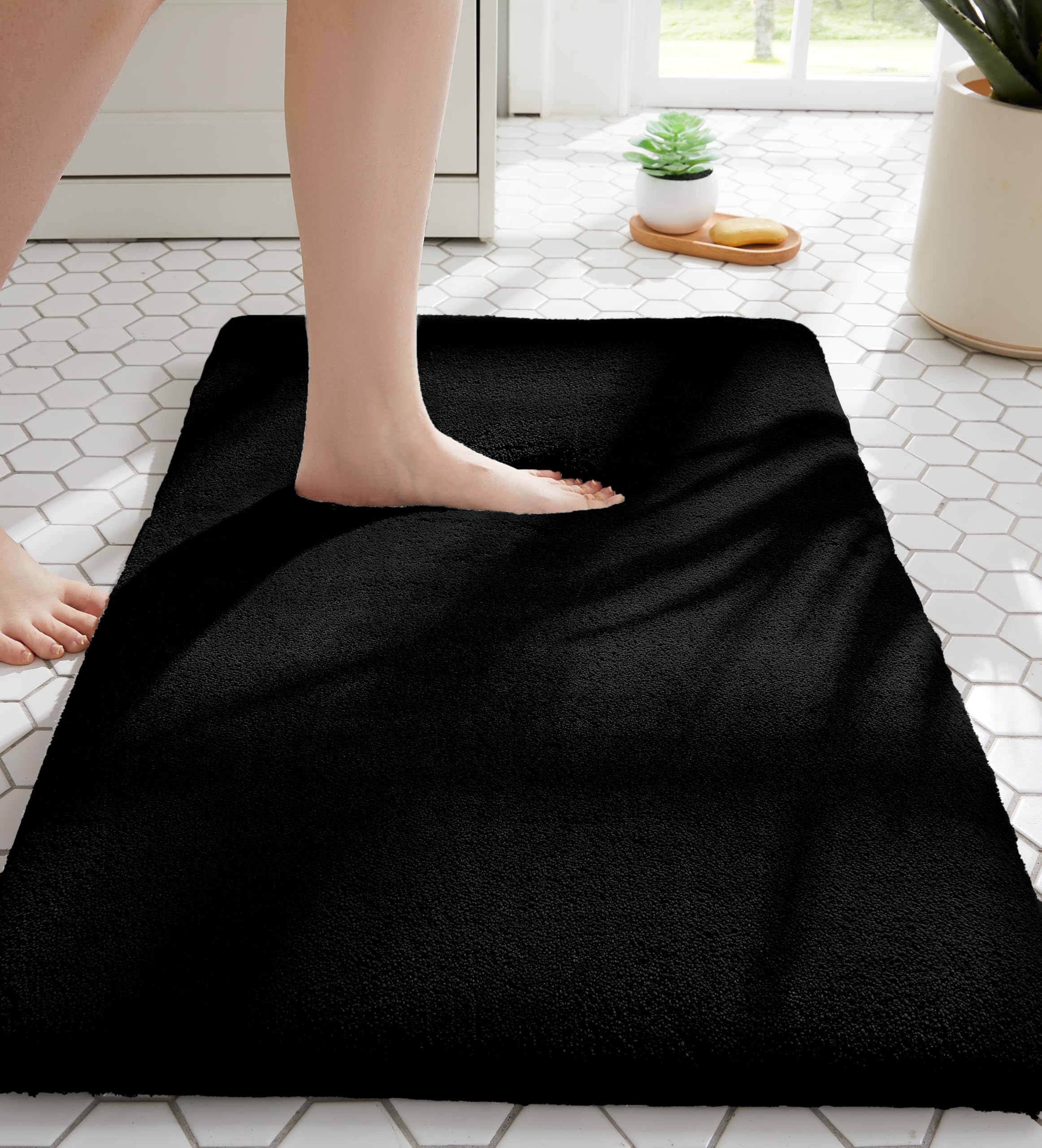 MINIDEAR Bathroom Rugs 24x17 Light Gray - Thick Memory Foam Bath Mat, Ultra Soft & Plush Fluffy, Non-Slip, Quick Dry, Absorbent Washable Floor Microfiber Mat for Tub, Home Decor Accessories