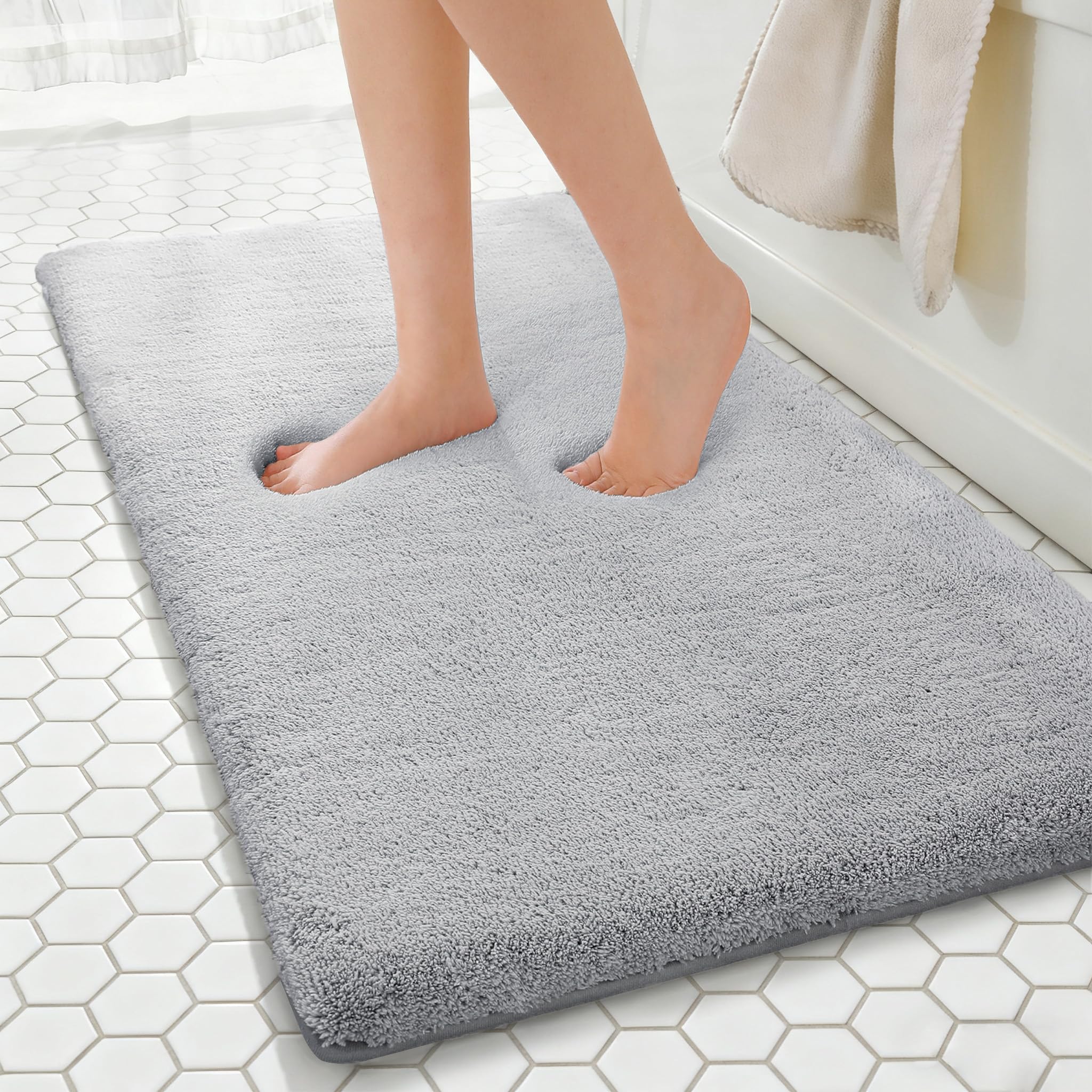 MINIDEAR Bathroom Rugs 24x17 Light Gray - Thick Memory Foam Bath Mat, Ultra Soft & Plush Fluffy, Non-Slip, Quick Dry, Absorbent Washable Floor Microfiber Mat for Tub, Home Decor Accessories
